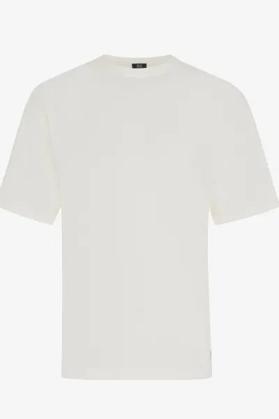 Relaxed round neck off-white