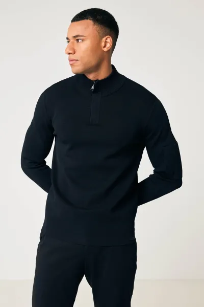 Half zip pocket zwart