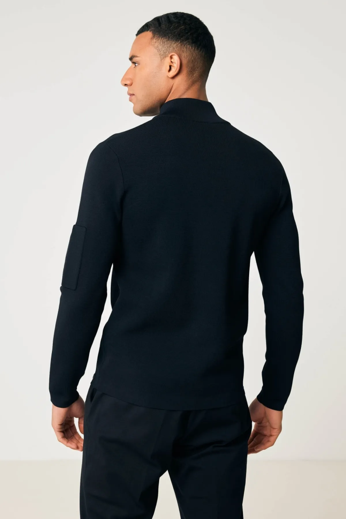 Half zip pocket zwart