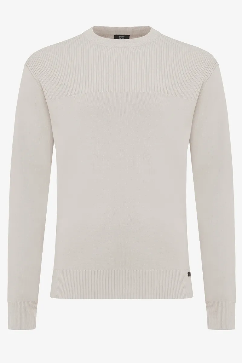 Round neck beige