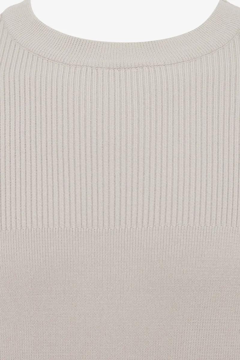 Round neck beige