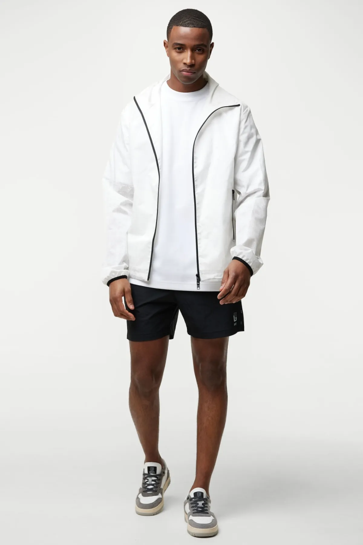 Monogram Jacket North | Wit