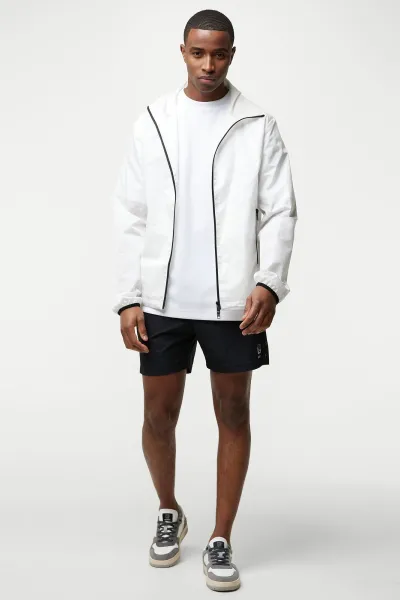 Monogram Jacket North | Wit
