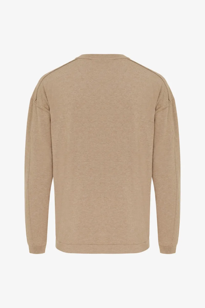 Relaxed round neck | Zand