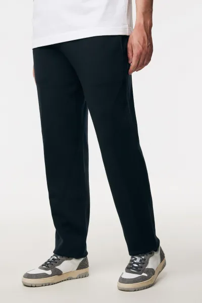 Monogram Raye Trousers | Zwart