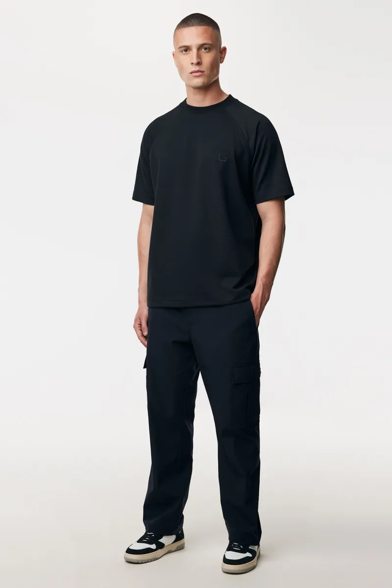 Monogram Raglan T-shirt | Zwart