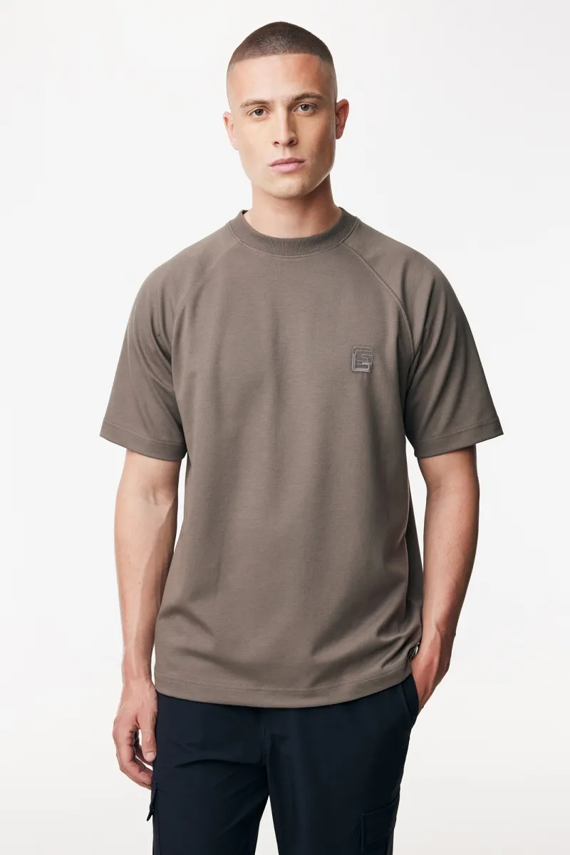 Monogram Raglan T-shirt | Bruin