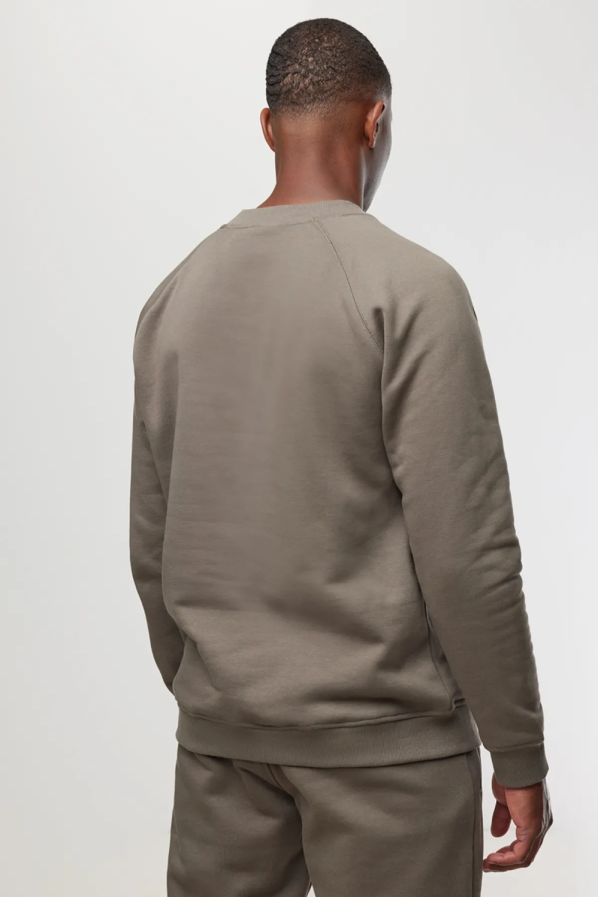 Basic Sweater | Bruin