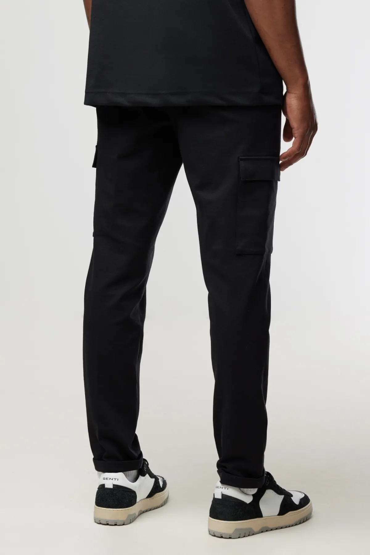 Cargo | Zwart