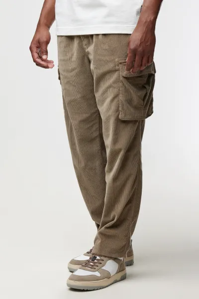 Corduroy Cargo | Bruin