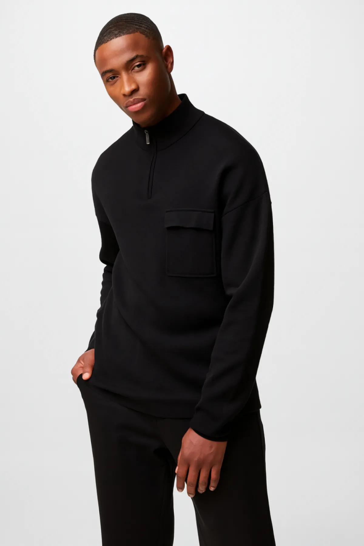 Monogram relaxed turtle zip | Zwart