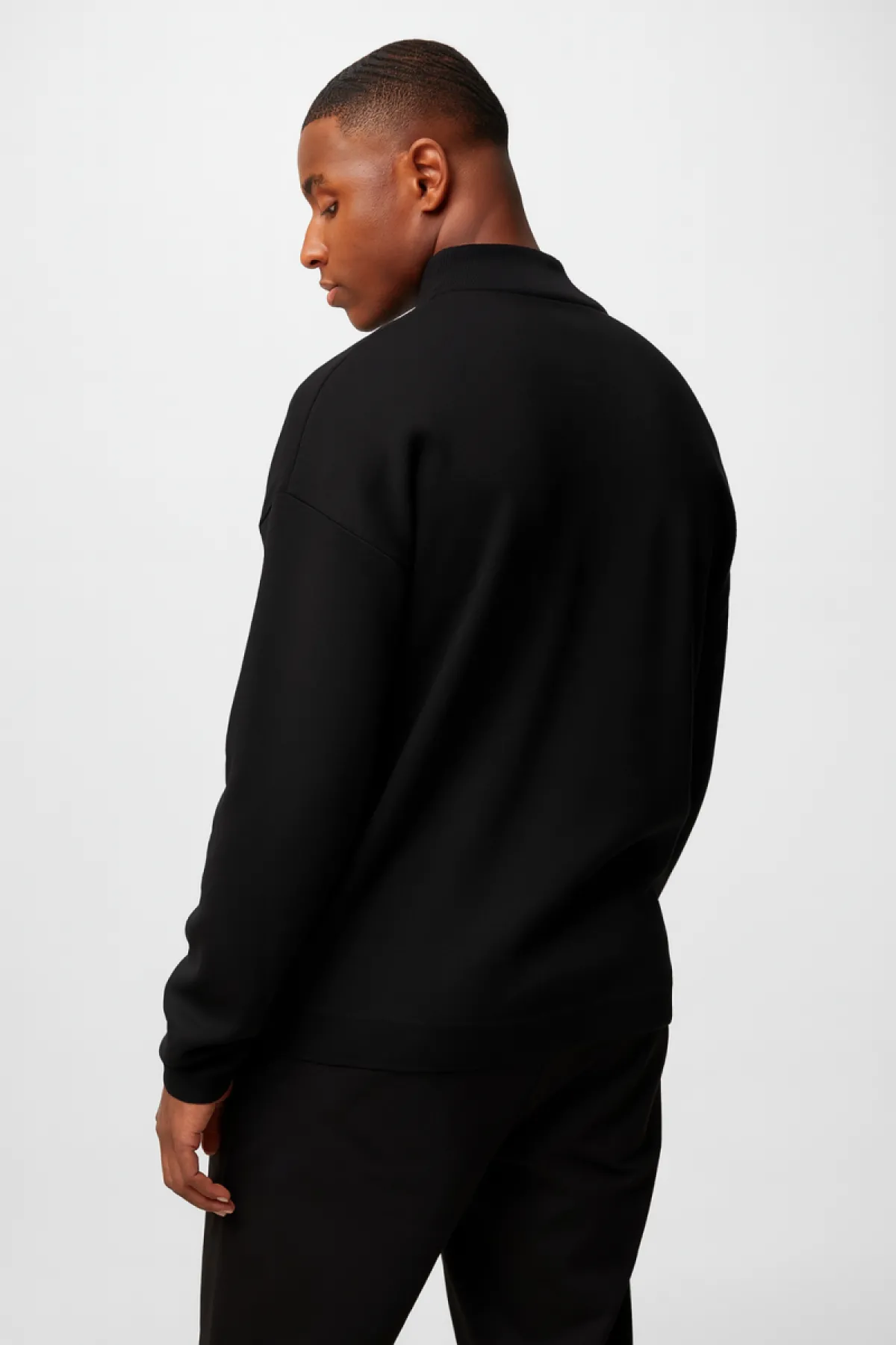 Monogram relaxed turtle zip | Zwart