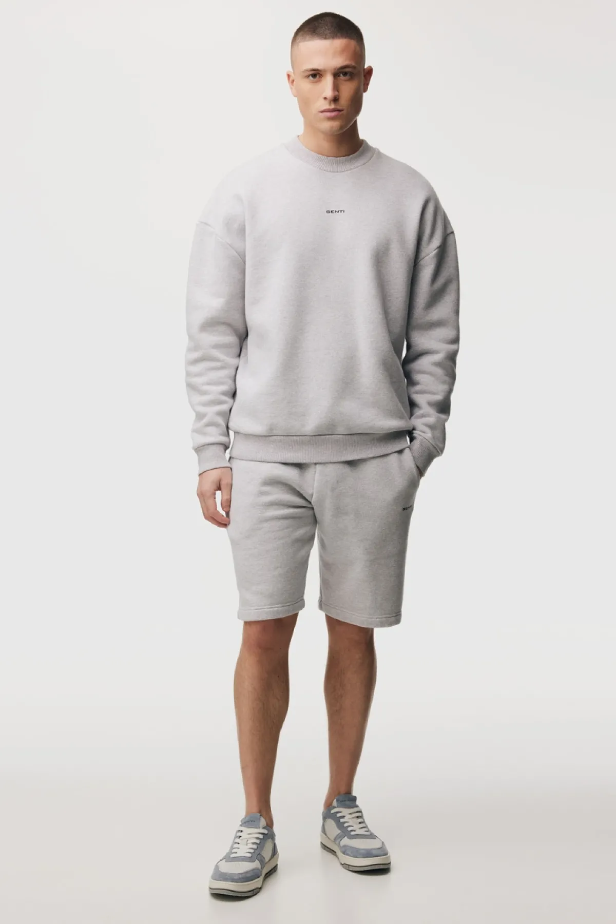 Backprint Sweater | Lichtgrijs