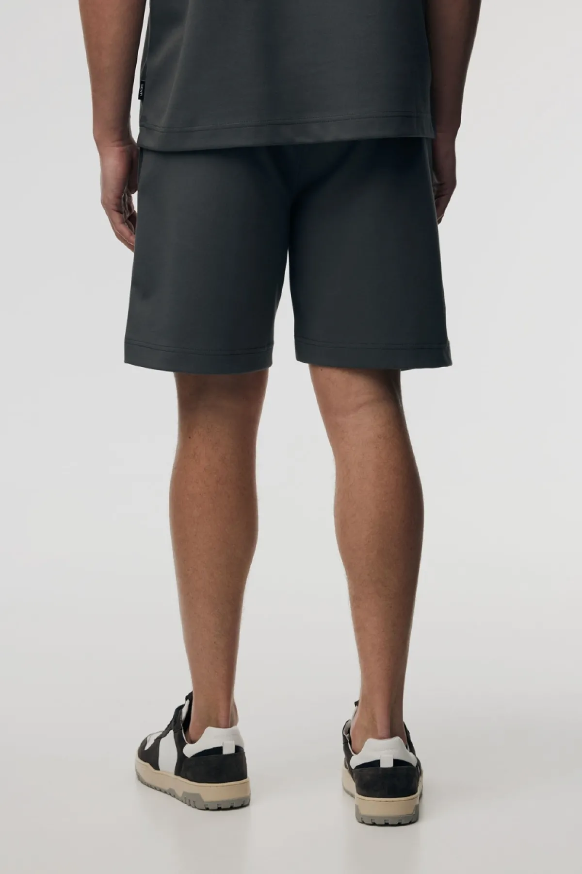 Tech Sweatshort | Donkergrijs