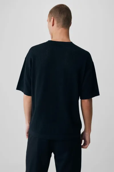 Crochet t-shirt | Zwart