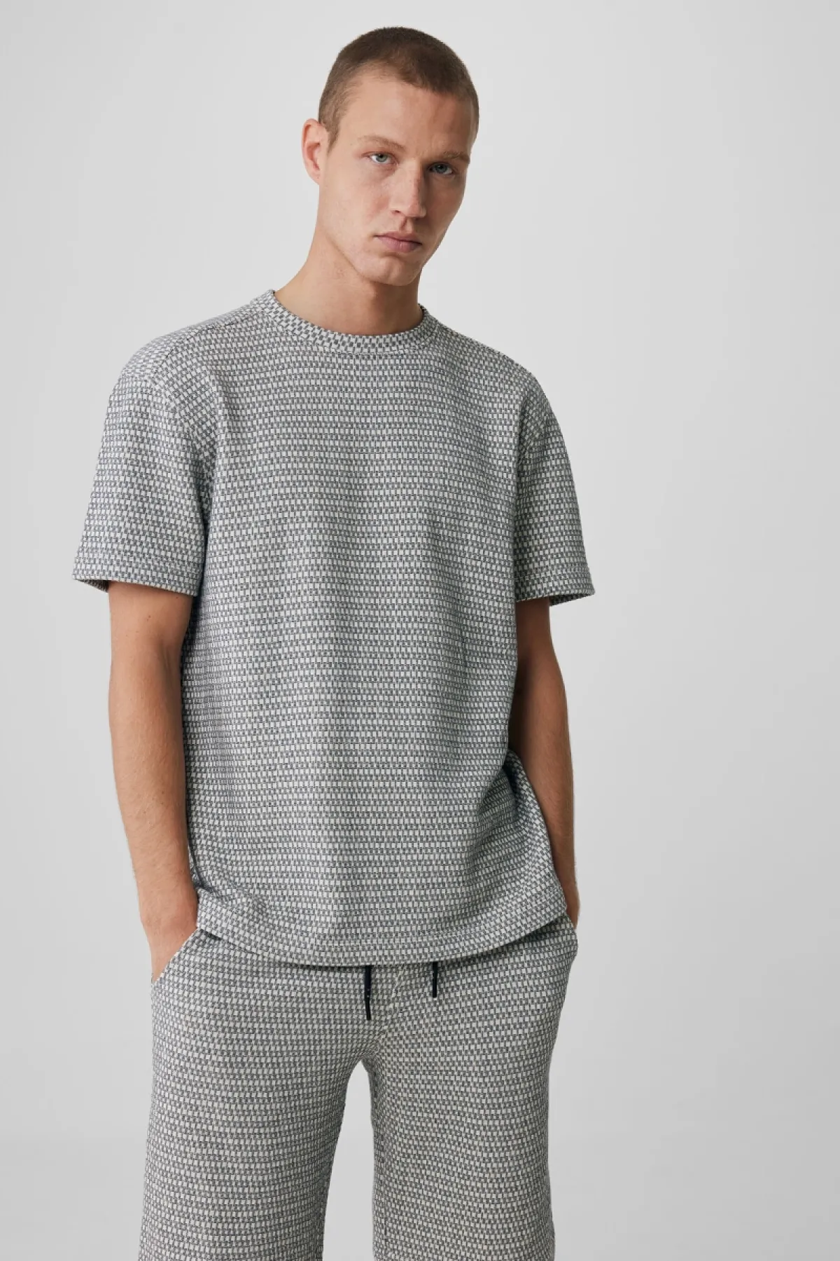 T-shirt | Donkerblauw Gestreept