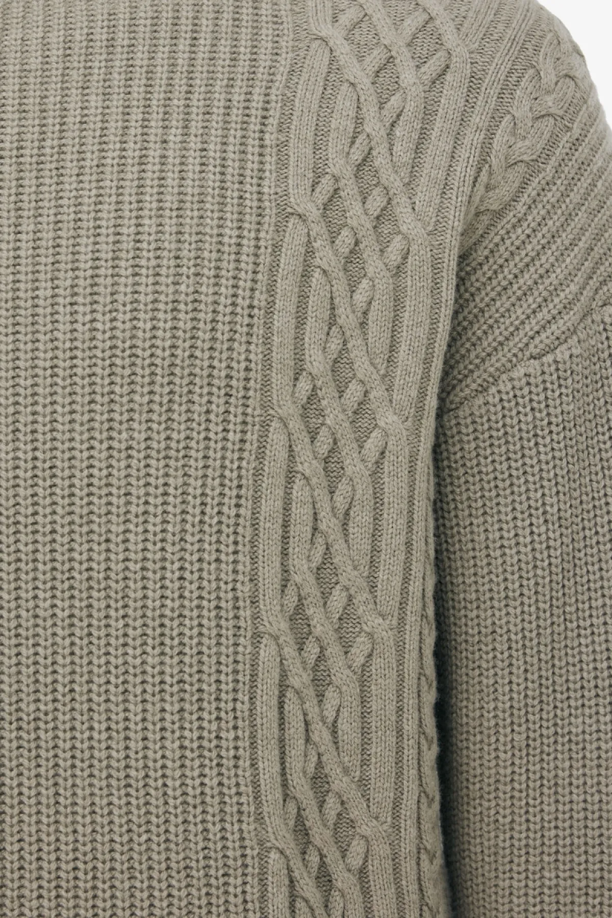 Cable Roundneck | Light Taupe