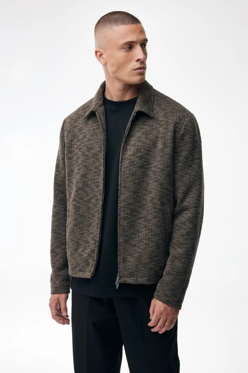 Monogram Gebreid Jack | Bruin