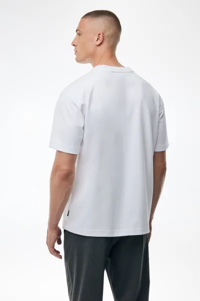 Embroidered Logo T-shirt | Wit