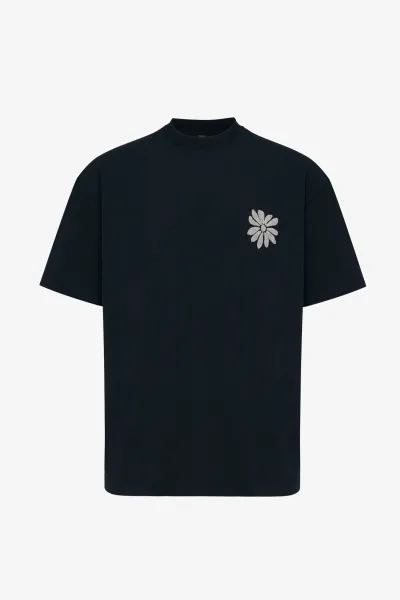 Floral Embroidery T-shirt | Zwart