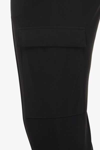 Dynamic stretch cargo zwart