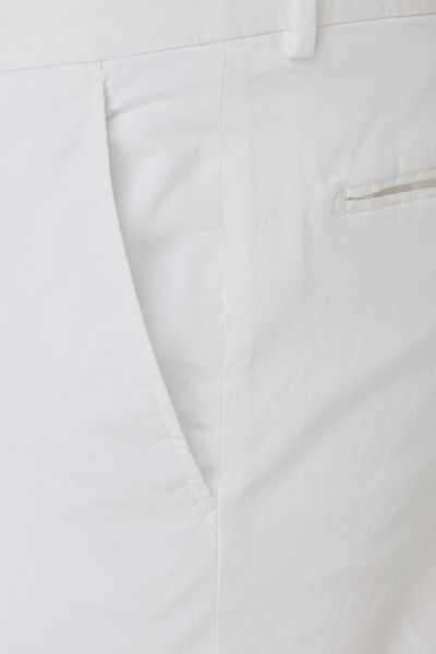 Stretch chino wit