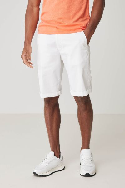 Katoen stretch shorts lichtblauw