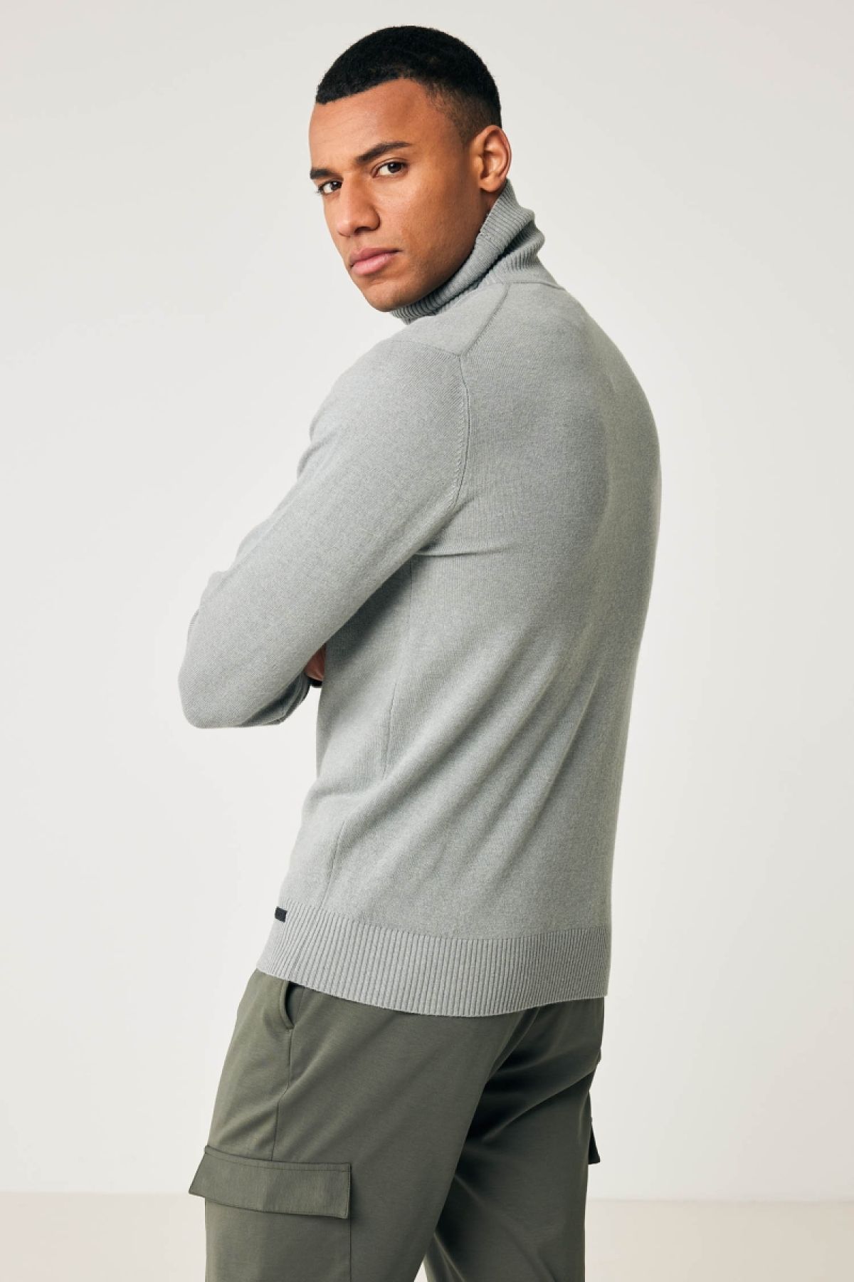 Wol cashmere roll-neck sage