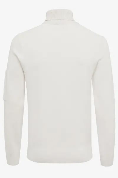 Cool dry heavy rollneck off-white